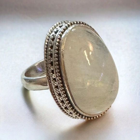 Sterling Silver Rainbow Moonstone Ring (8.75) - Picture 5 of 9